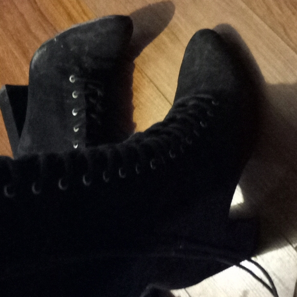 Over knee boots - Picture 3 of 4